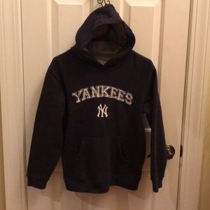 Yankees sweatshirt